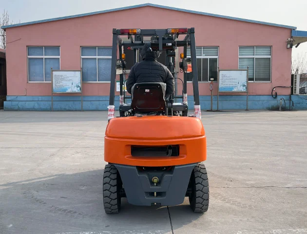 dizel-forklift-2.0t